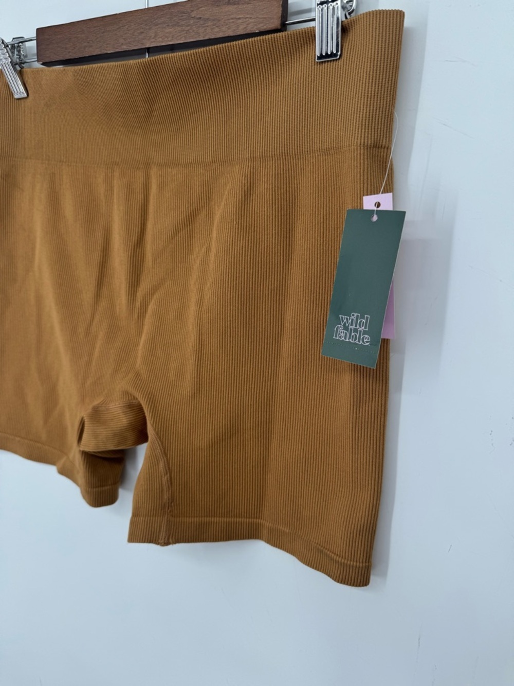 Wild Fable Women's Camel Colored Ribbed Biker Shorts Plus Size XXL - Picture 3 of 7